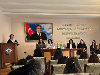 Bərdə Rayon İcra Hakimiyyəti yanında Ailə, Qadın və Uşaq Problemləri üzrə Komissiyanın təşkilatçılığı ilə Bərdə Rayon Heydər Əliyev Mərkəzində “Müasir Azərbaycan qadını siyasətdə” mövzusunda tədbir keçirildi