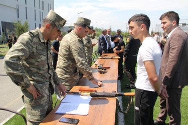 "Şahin” hərbi-idman oyunlarının Qarabağ zona mərhələsində Bərdə rayonunu təmsil edən Y.Kərimov adına Yeni Daşkənd kənd tam orta məktəbin komandası birinci yeri tutaraq final mərhələsinə vəsiqə qazanmışdır.