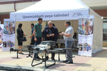 “Azərbaycan Respublikasının işğaldan azad edilmiş ərazilərinə Böyük Qayıdışa dair I Dövlət Proqramı” çərçivəsində məcburi köçkünlərin qısamüddətli təlimlərə cəlb edilməsi məqsədilə təbliğat və təşviqat işləri davam etdirilir.