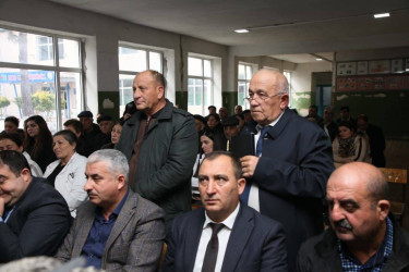 Bərdə rayon İcra Hakimiyyəti başçısının Xəsili kəndində səyyar qəbul-görüşü keçirilib
