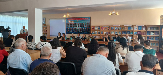 14.07.2025-ci il tarixində Qarabağ Regional Mədəniyyət İdarəsinin tabeliyində olan Bərdə rayon MKS-nin 2 nömrəli şəhər kitabxana filialının təşkilatçılığı ilə Səməd Vurğun adına Mərkəzi kitabxananın uşaq şöbəsinin oxu zalında Azərbaycan Respublikasında 2025-ci ilin “Konstitusiya və Suverenlik İli” elan edilməsi haqqında Azərbaycan Respublikası Prezidentinin Sərəncamı çərçivəsində Ümummilli Lider Heydər Əliyevin ilk dəfə siyasi hakimiyyətə gəlməsinin 56-cı il dönümü münasibətilə “Azərbaycanın ink