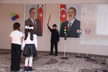 Bərdədə yol hərəkəti qaydalarına həsr olunmuş maarifləndirici tədbir keçirilib