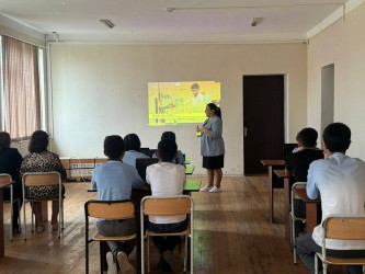 Bərdədə “Peşə təmayüllü siniflərin təşkili” layihəsi çərçivəsində növbəti tədbir keçirilib