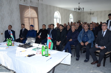 Bərdə Rayon İcra Hakimiyyəti, Dini Qurumlarla İş üzrə Dövlət Komitəsinin (DQİDK) Yevlax regional bölməsi və Bərdə rayonu Lənbəran kənd “Hacı Həmid” məscidi dini icmasının birgə təşkilatçılığı ilə Bərdə rayonu Lənbəran kəndi “Hacı Həmid” məscidində “Uşaq hüquqları aylığı çərçivəsində: “Cəmiyyətin və dini icmaların uşaq hüquqlarının müdafiəsində iştirakı” adlı mövzuda seminar keçirilib.