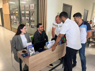 Əmək və Əhalinin Sosial Müdafiəsi Nazirliyinin tabeliyində Dövlət Məşğulluq Agentliyi tərəfindən işsiz və işaxtaran şəxslər üçün növbəti əmək yarmarkaları keçirilib.