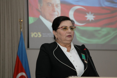 Bərdədə Ümummilli Lider Heydər Əliyevin anadan olmasının 103-cü ildönümünə həsr olunmuş “Müasir müstəqil Azərbaycan dövləti Ulu Öndər Heydər Əliyevin şah əsəridir!” adlı tədbir keçirilib