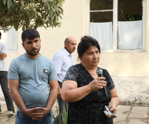 Bərdə rayon İcra Hakimiyyəti başçısının Mollalı kəndində səyyar qəbul-görüşü keçirilib