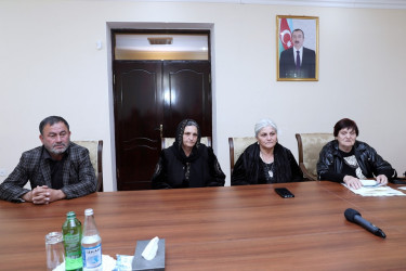 “Azəriqaz” İB-nin baş direktoru Bərdə və Tərtər sakinlərinin müraciətlərini dinlədi