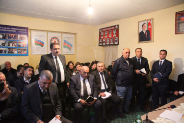 Bərdə rayon İcra Hakimiyyəti başçısının Böyük Göyüşlü kəndində səyyar qəbul-görüşü keçirilib