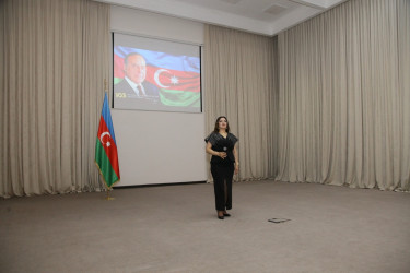 Bərdədə Ümummilli Lider Heydər Əliyevin anadan olmasının 103-cü ildönümünə həsr olunmuş “Müasir müstəqil Azərbaycan dövləti Ulu Öndər Heydər Əliyevin şah əsəridir!” adlı tədbir keçirilib