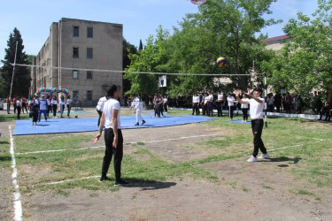 Bu gün Bərdə Dövlət İdarəetmə və Texnologiya kollecində "Heydər Əliyev İli" ilə bağlı "İdman yarışı" keçirilmişdir