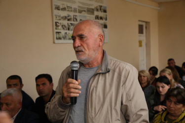 Bərdə rayon İcra Hakimiyyəti başçısının Piyadalar kəndində səyyar qəbul-görüşü keçirilib