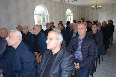 Bərdə Rayon İcra Hakimiyyəti, Dini Qurumlarla İş üzrə Dövlət Komitəsinin (DQİDK) Yevlax regional bölməsi və Bərdə rayonu Lənbəran kənd “Hacı Həmid” məscidi dini icmasının birgə təşkilatçılığı ilə Bərdə rayonu Lənbəran kəndi “Hacı Həmid” məscidində “Uşaq hüquqları aylığı çərçivəsində: “Cəmiyyətin və dini icmaların uşaq hüquqlarının müdafiəsində iştirakı” adlı mövzuda seminar keçirilib.