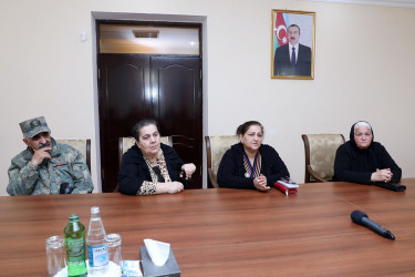 “Azəriqaz” İB-nin baş direktoru Bərdə və Tərtər sakinlərinin müraciətlərini dinlədi