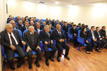 Bərdədə “Dövlət idarəçiliyində və mediada Azərbaycan ədəbi dilinin düzgün tətbiqi” mövzusunda maarifləndirici tədbir keçirildi