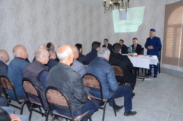 Bərdə Rayon İcra Hakimiyyəti, Dini Qurumlarla İş üzrə Dövlət Komitəsinin (DQİDK) Yevlax regional bölməsi və Bərdə rayonu Lənbəran kənd “Hacı Həmid” məscidi dini icmasının birgə təşkilatçılığı ilə Bərdə rayonu Lənbəran kəndi “Hacı Həmid” məscidində “Uşaq hüquqları aylığı çərçivəsində: “Cəmiyyətin və dini icmaların uşaq hüquqlarının müdafiəsində iştirakı” adlı mövzuda seminar keçirilib.