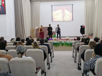 Bərdə rayon Mədəniyyət Mərkəzində  əl işlərindən və  qədim əşyalardan ibarət sərgi təşkil edilib