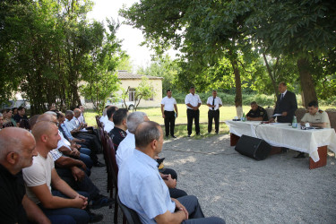 Bərdə Rayon İcra Hakimiyyətinin başçısının rayonun Mirzəcəfərli kəndində səyyar qəbul-görüşü keçirildi