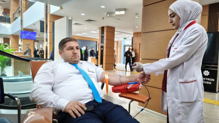 “ASAN Könüllüləri” Təşkilatının və Səhiyyə Nazirliyi Respublika Qan Bankının birgə təşkilatçılığı ilə “Konstitusiya və Suverenlik İli” çərçivəsində Bərdə regional "ASAN xidmət" mərkəzində qanvermə aksiyası baş tutub.
