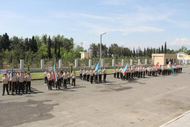 "Şahin” hərbi-idman oyunlarının Qarabağ zona mərhələsində Bərdə rayonunu təmsil edən Y.Kərimov adına Yeni Daşkənd kənd tam orta məktəbin komandası birinci yeri tutaraq final mərhələsinə vəsiqə qazanmışdır.