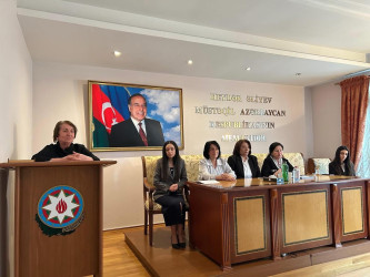 Bərdə Rayon İcra Hakimiyyəti yanında Ailə, Qadın və Uşaq Problemləri üzrə Komissiyanın təşkilatçılığı ilə Bərdə Rayon Heydər Əliyev Mərkəzində “Müasir Azərbaycan qadını siyasətdə” mövzusunda tədbir keçirildi