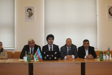 Bərdə Dövlət Peşə Təhsil Mərkəzində “Konstitusiya və Suverenlik İli” çərçivəsində “Nə? Harada? Nə zaman?” intellektual bilik yarışı keçirilib.