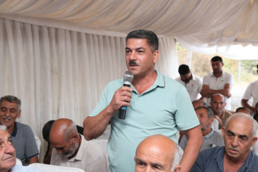Bərdə Rayon İcra Hakimiyyəti başçısının Şərəfli kəndində səyyar qəbul-görüşü keçirilib.