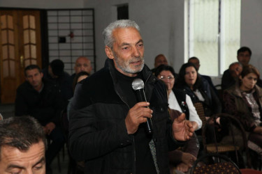 Bərdə rayon İcra Hakimiyyəti başçısının Qasımbəyli kəndində səyyar qəbul-görüşü keçirilib.