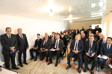 Bərdə rayon İcra Hakimiyyəti başçısının Hacıəhmədli kəndində səyyar qəbul-görüşü keçirilib.