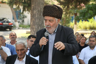 Bərdə Rayon İcra Hakimiyyəti başçısının Hacallı kəndində səyyar qəbul-görüşü keçirilib.