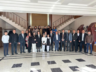 Qarabağ Regional Mədəniyyət İdarəsinin tabeliyində fəaliyyət göstərən Bərdə rayon Heydər Əliyev Mərkəzində 16 mart 2026-cı il tarixində “Heydər Əliyev və milli-mənəvi dəyərlərimiz” mövzusunda tədbir keçirilib.