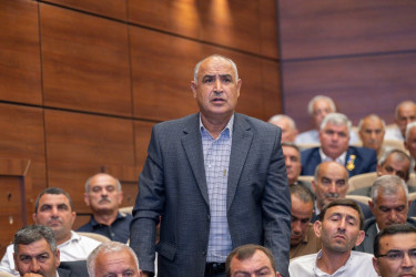 İyunun 24-də Sabirabad rayonunda Azərbaycan Respublikası Prezidentinin 2026-cı il 25 may tarixli Sərəncamı ilə təsdiq edilmiş “Azərbaycan Respublikasında kənd təsərrüfatı, balıqçılıq və akvakultura məhsullarının istehsalı və emalı sahələrinin inkişafına dair 2026–2030-cu illər üçün Dövlət Proqramı”nda pambıqçılıq sahəsində nəzərdə tutulan hədəflərə çatmaq üçün qarşıda duran vəzifələrin müzakirəsi ilə bağlı regional müşavirə keçirilib
