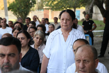 Bərdə Rayon İcra Hakimiyyəti başçısının Lənbəran kəndində səyyar qəbul-görüşü keçirilib