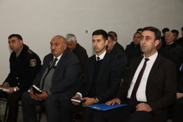 Bərdə rayon İcra Hakimiyyəti başçısının Qasımbəyli kəndində səyyar qəbul-görüşü keçirilib.