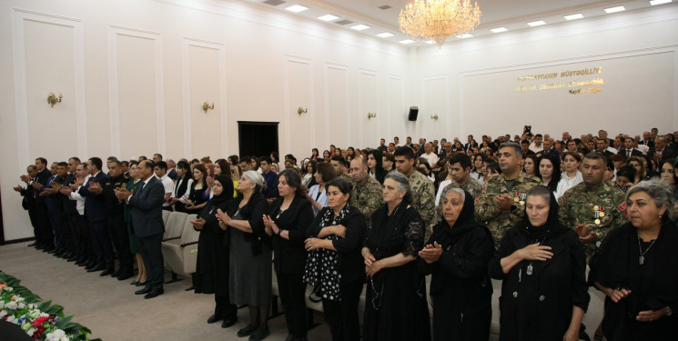 Bərdədə Ümummilli Lider Heydər Əliyevin anadan olmasının 102 illiyinə həsr olunmuş tədbir keçirilib