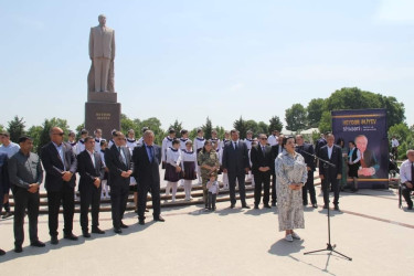 Bərdə Rayon Ağsaqqallar Şurasının təşkilatçılığı ilə H.Əliyev adına park-bulvarda Ulu Öndər Heydər Əliyevin anadan olmasının 100 illiyinə həsr edilmiş "Kitab günü" bayramı keçirilmişdir.