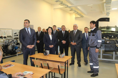 Bərdədə keçmiş məcburi köçkünlərə peşə hazırlığı üzrə sertifikatlar təqdim edilib