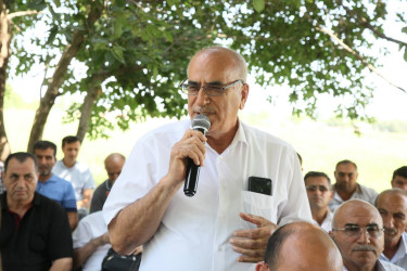 Bərdə rayon İcra Hakimiyyəti başçısının Körpüsındıran  kəndində səyyar qəbul-görüşü keçirilib.