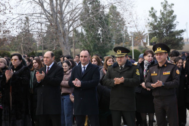 Bərdədə Dünya Azərbaycanlılarının Həmrəylik Günü və Yeni İl münasibəti ilə bayram şənliyi keçirilib