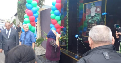 Şəhid Qarayev Eltun Elman oğlunun xatirəsinə tikilmiş bulağın açılışı olmuşdur