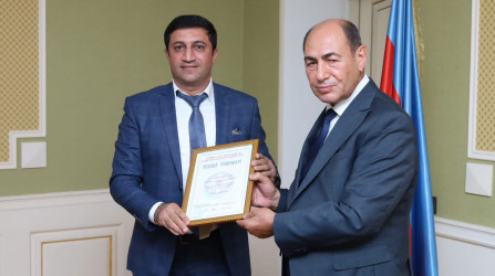 Bərdədə tibb işçilərinin peşə bayramı qeyd olunub