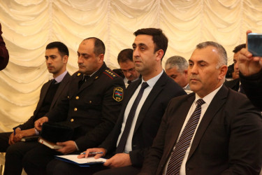 Bərdə rayon İcra Hakimiyyəti başçısının Böyük Qacar kəndində səyyar qəbul-görüşü keçirilib