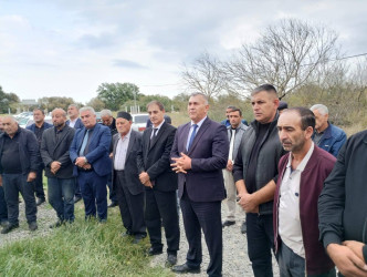 2020-ci il sentyabrın 27-də Ermənistan ordusunun genişmiqyaslı təxribatlarına qarşı başlanan Vətən müharibəsi zamanı qəhrəmancasına həlak olmuş Bərdə rayonundan olan şəhidlərin beşinci ildönümü münasibətilə əziz xatirələri yad olunub, məzarları üzərinə tər gül dəstələri düzülüb.